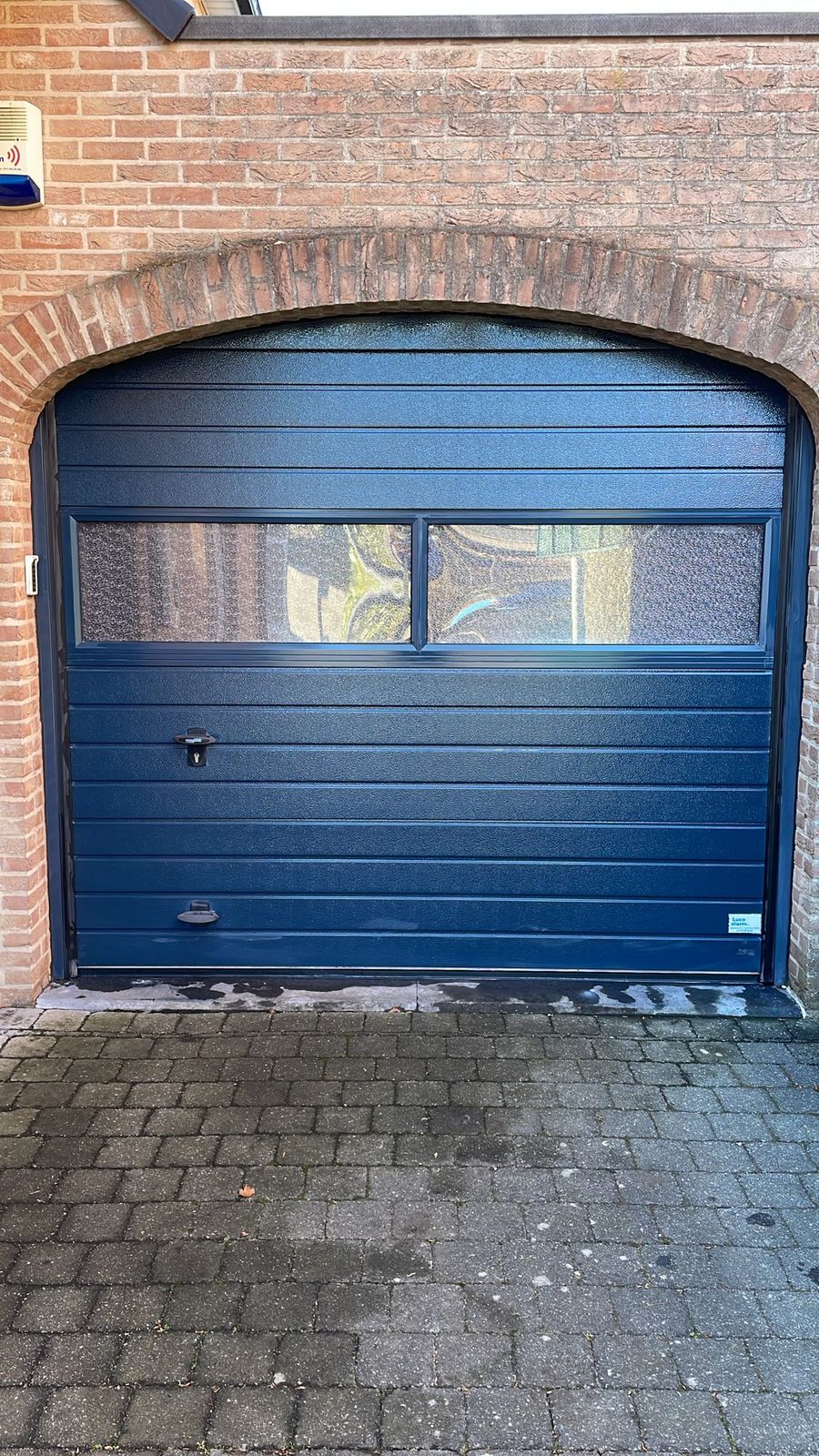 Gereinigde garagepoort